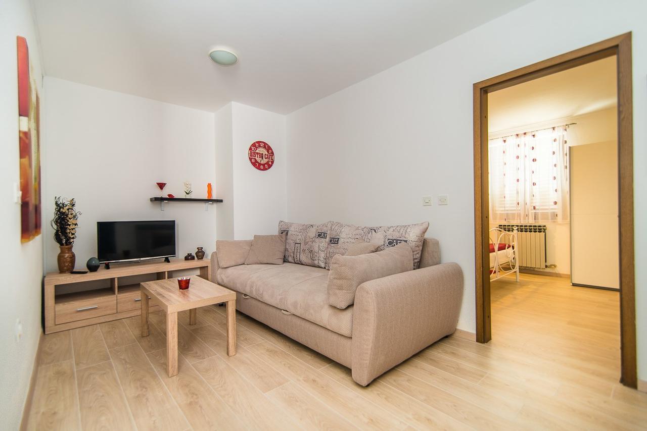 Apartments Dino 포레치 외부 사진